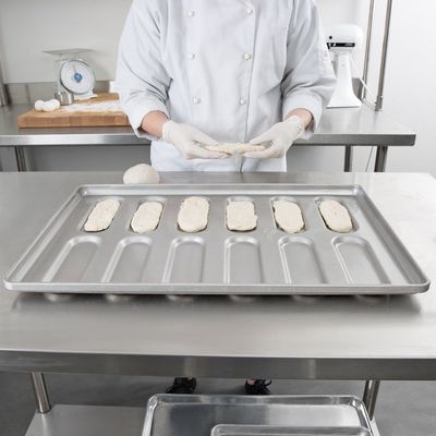 41055 Sırlı Alüminize Çelik Yuvarlak Uçlu Hoagie Bun Tepsisi