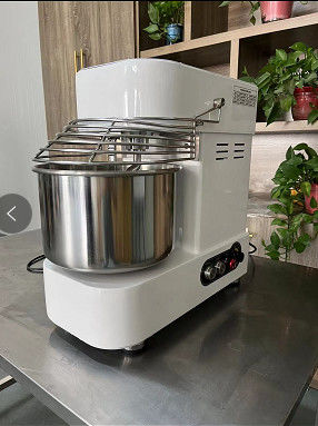 1.1kw Spiral Ekmek Karıştırıcı 5kg Profesyonel Spiral Hamur Karıştırıcı Ev İçin